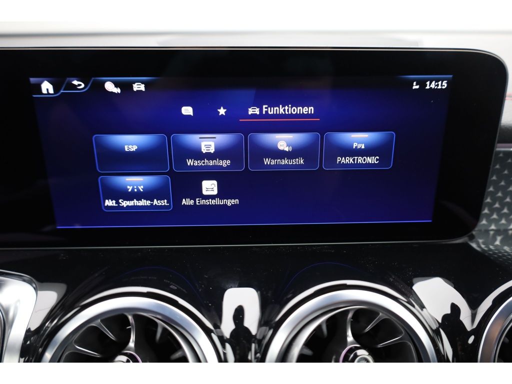 Mercedes-Benz EQB 2024