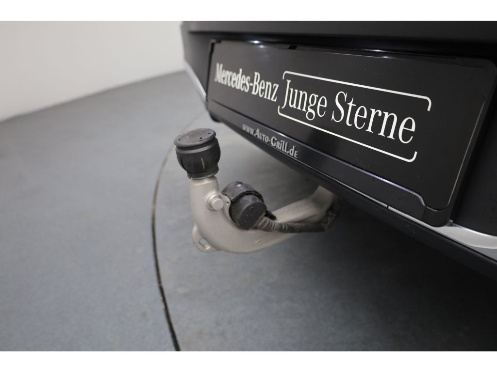 Mercedes-Benz EQB 2024