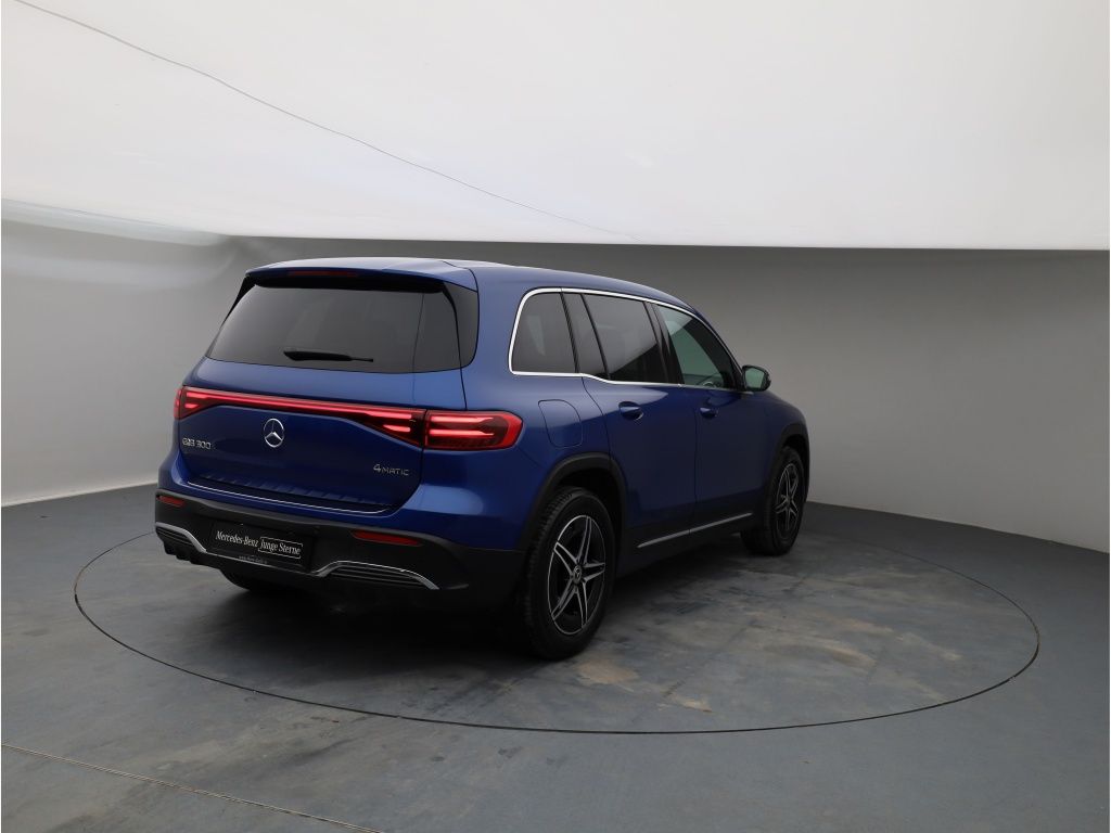 Mercedes-Benz EQB 2024