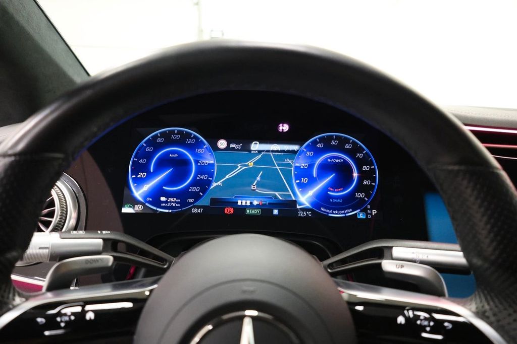 Mercedes-Benz EQS 2021