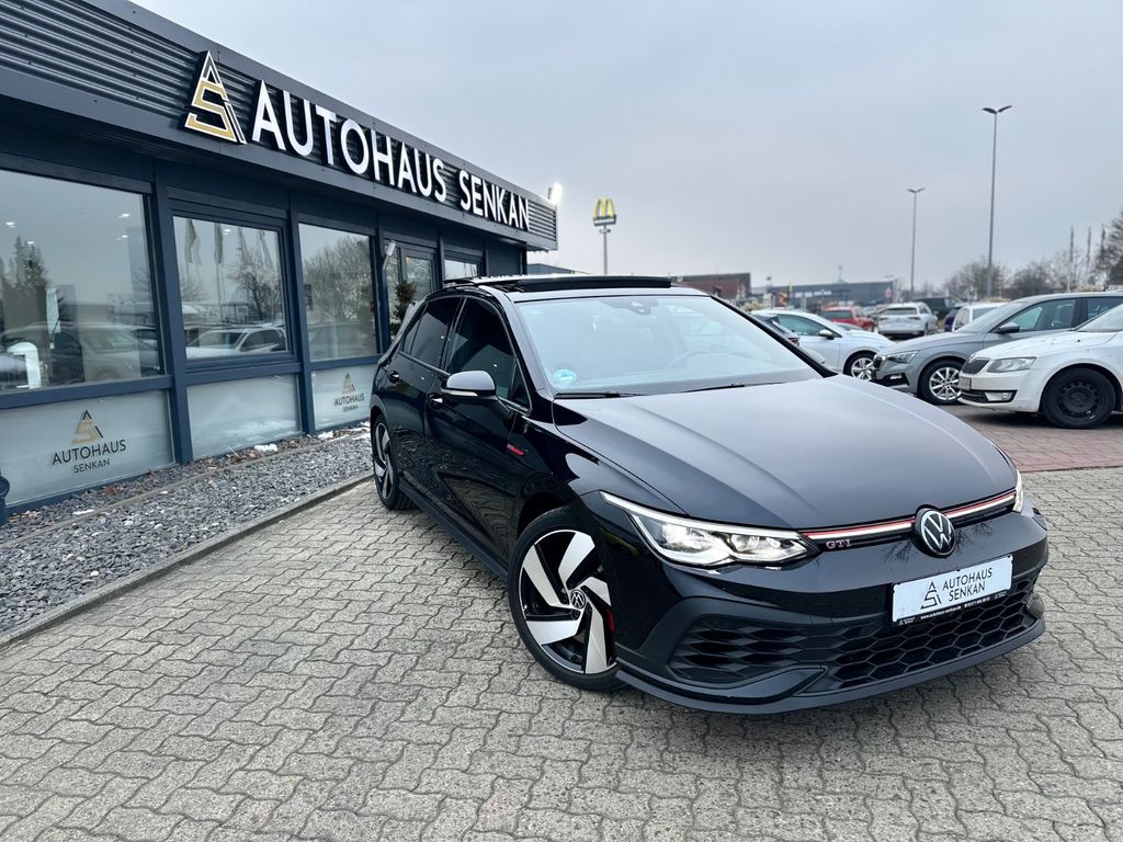 Volkswagen Golf 2023
