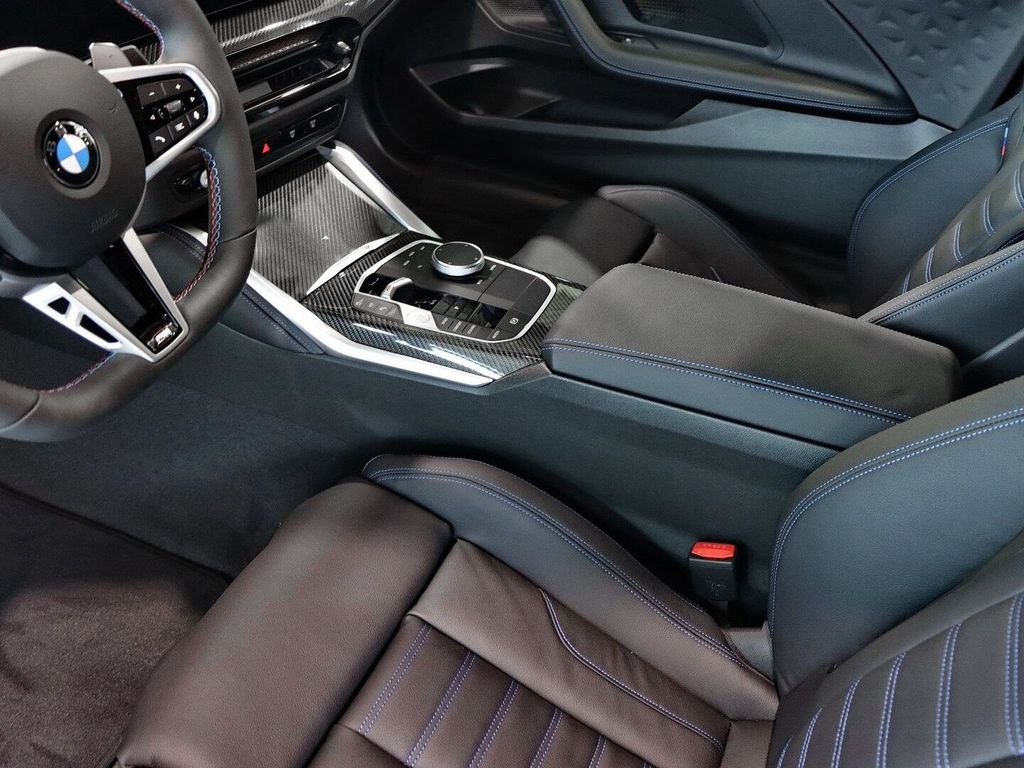 BMW M240i