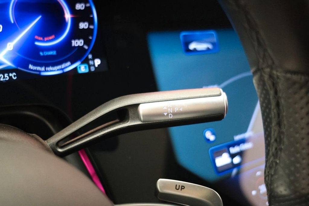 Mercedes-Benz EQS 2021