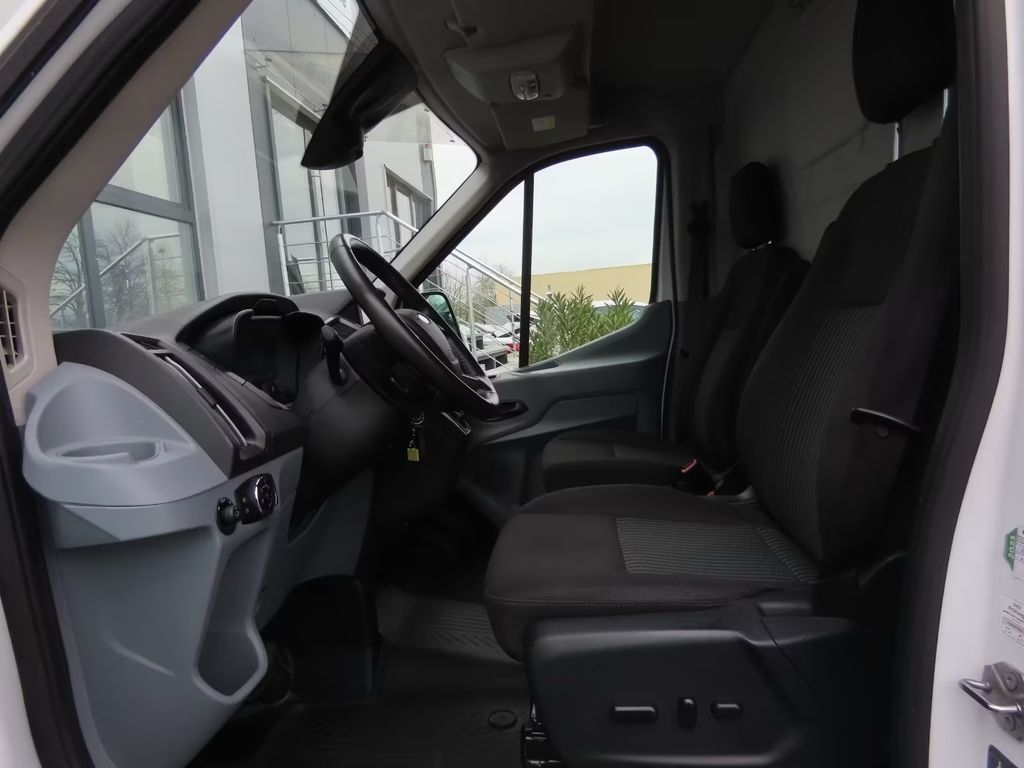 Ford Transit 2019