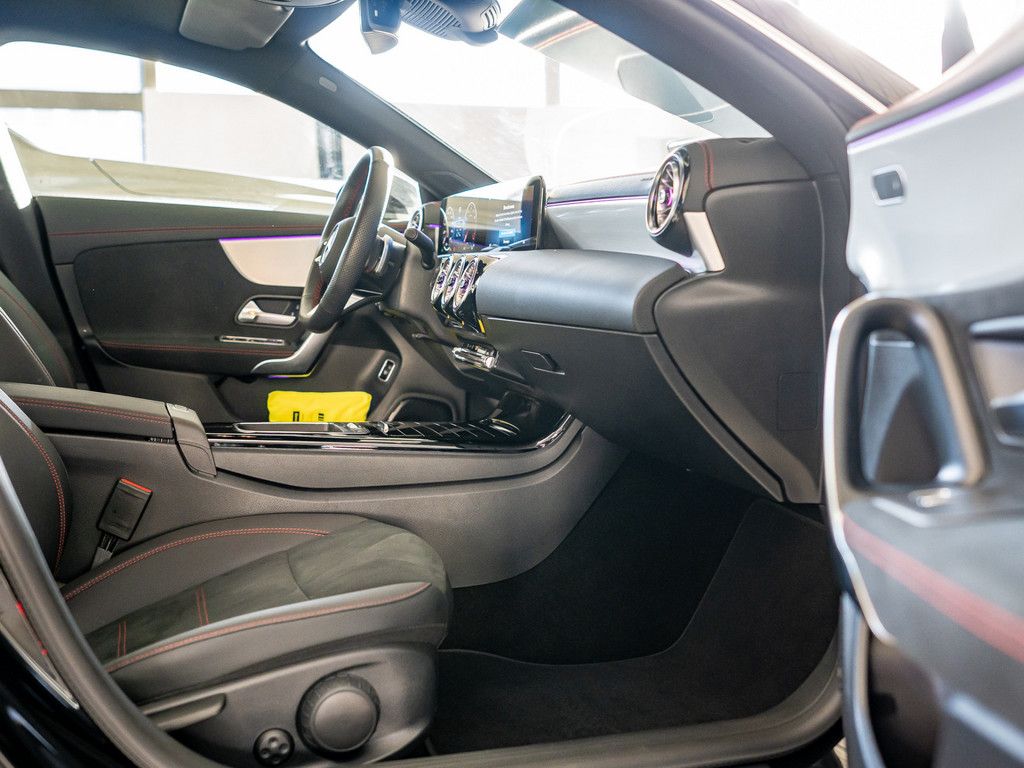 Mercedes-Benz CLA 250 Shooting Brake 2025