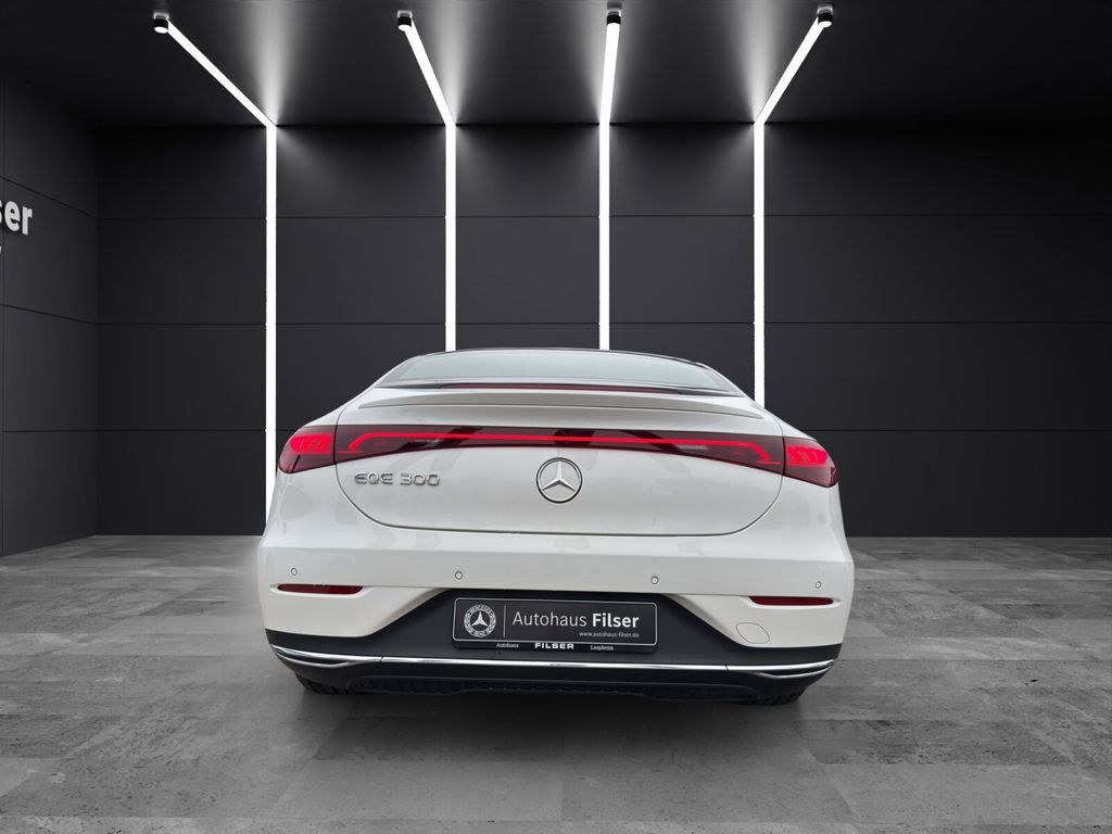 Mercedes-Benz EQE 2024