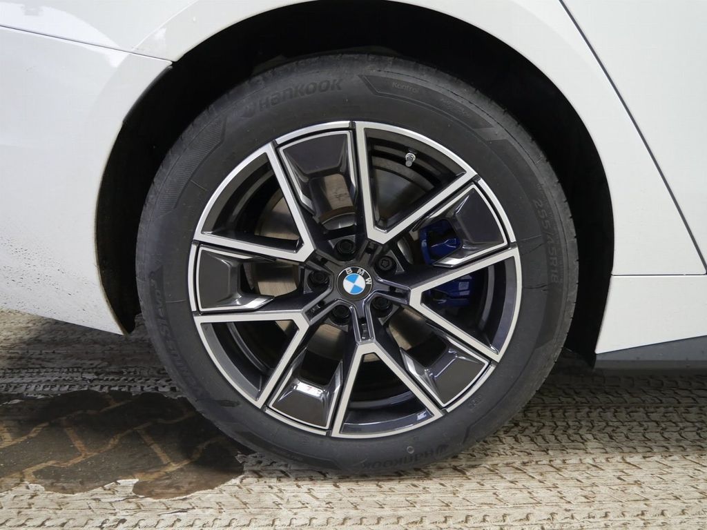 BMW i4 2024