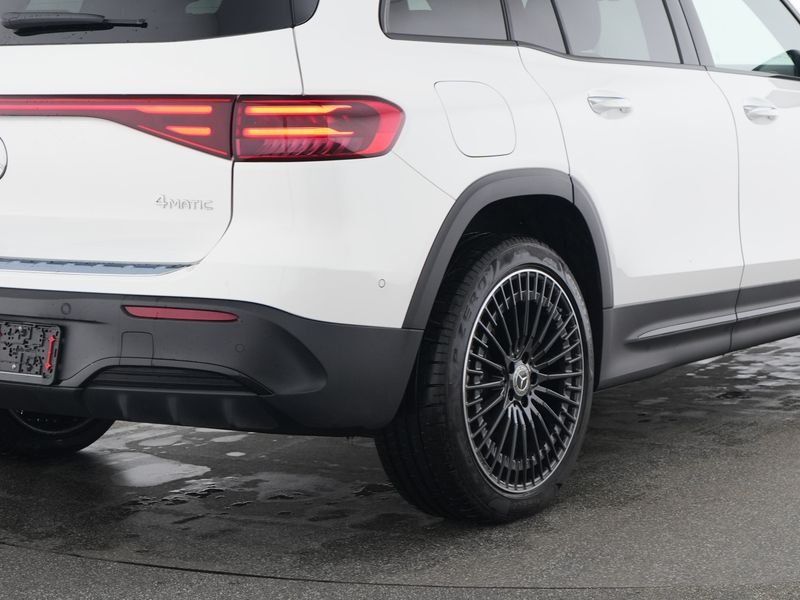 Mercedes-Benz EQB 2025