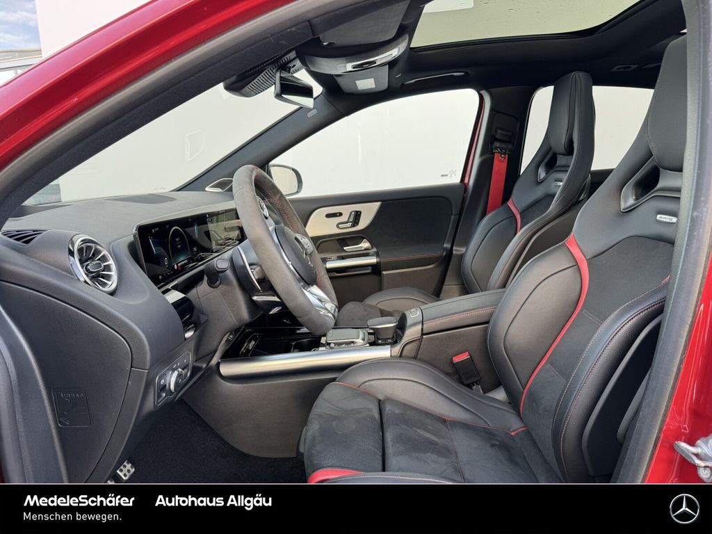 Mercedes-Benz GLA 45 AMG 2023