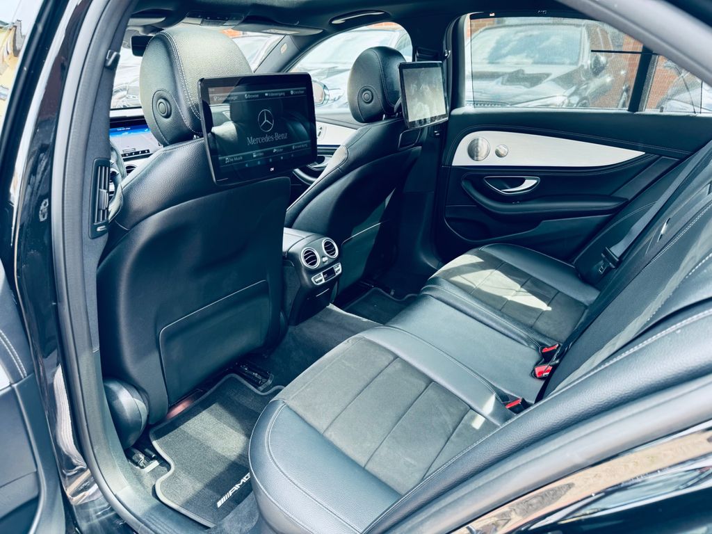 Mercedes-Benz E 300 2021
