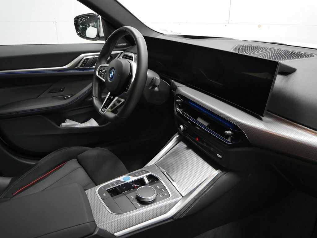 BMW i4 2024