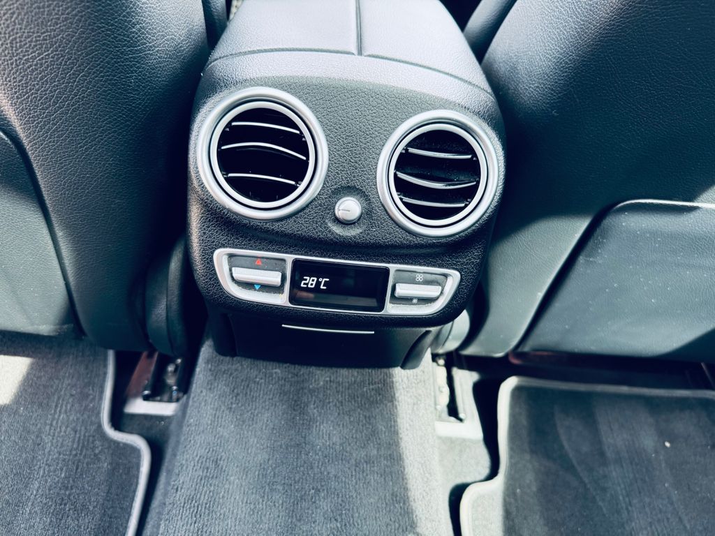 Mercedes-Benz E 300 2021