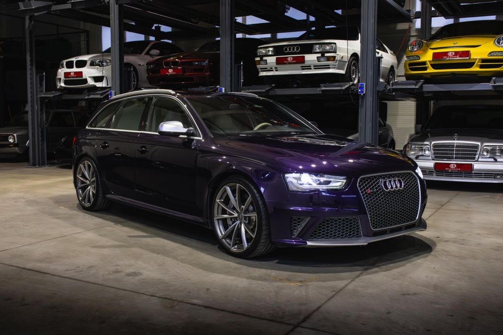 Audi RS4 2013