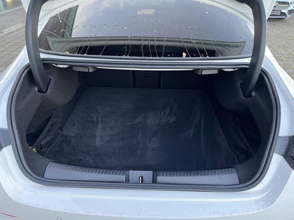 Mercedes-Benz CLA 200 2024