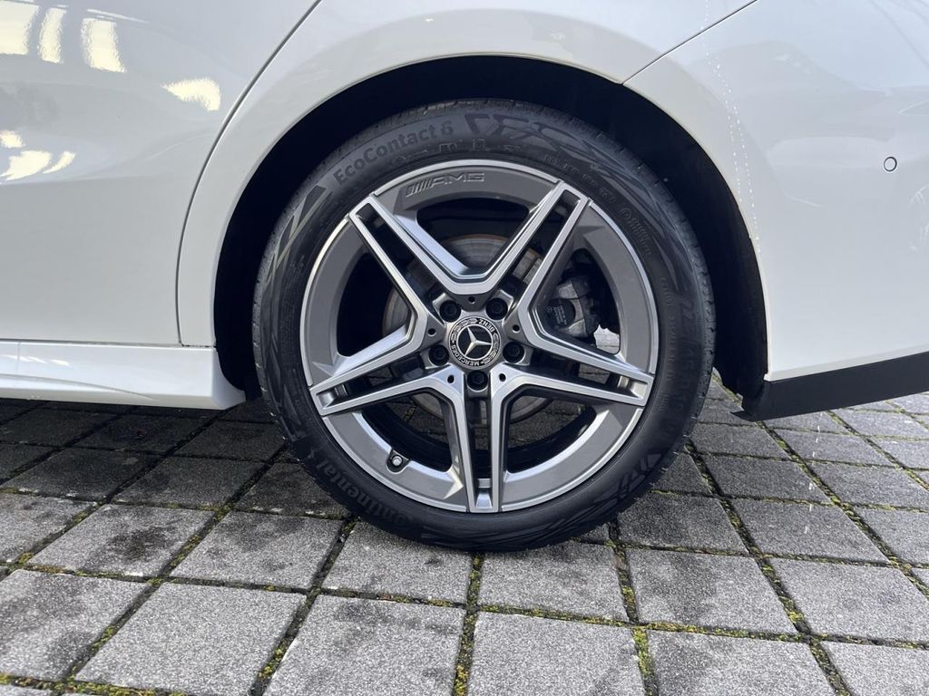 Mercedes-Benz CLA 200 2024