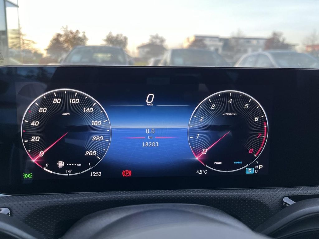 Mercedes-Benz CLA 200 2024