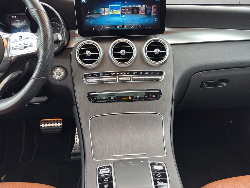 Mercedes-Benz GLC 300 2021