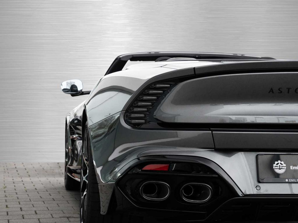 Aston Martin Vanquish