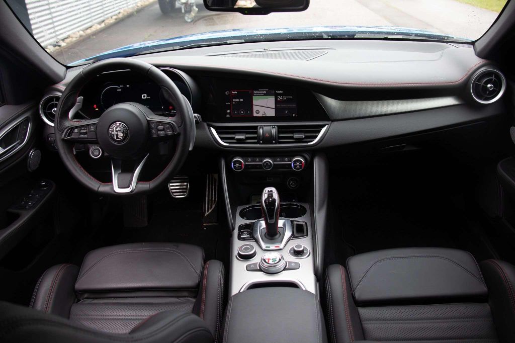 Alfa Romeo Giulia 2023