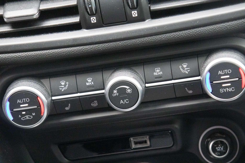 Alfa Romeo Giulia 2023