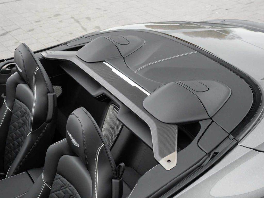 Aston Martin Vanquish