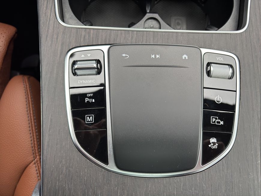 Mercedes-Benz GLC 300 2021