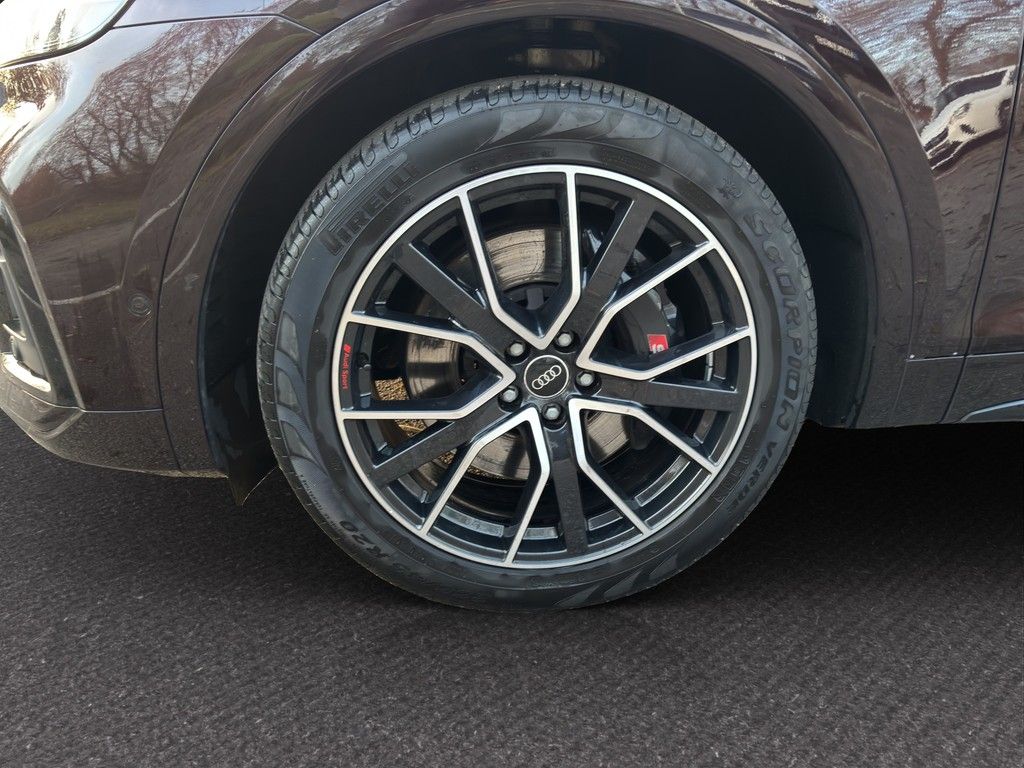 Audi SQ5 2022