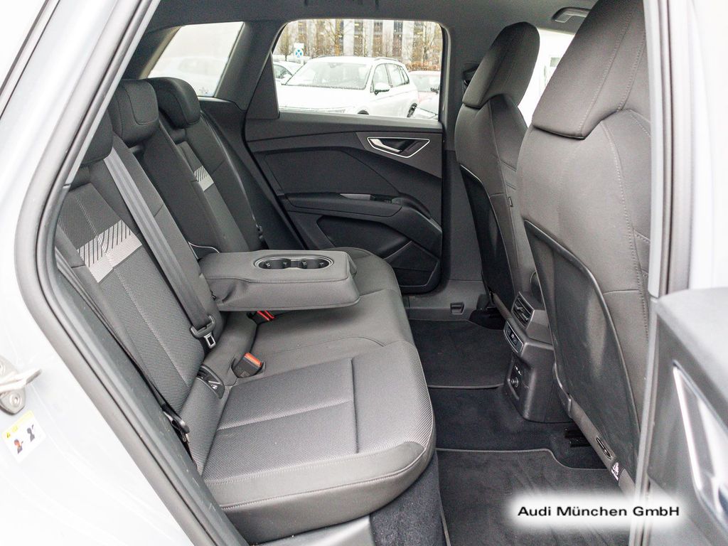 Audi Q4 e-tron 2023