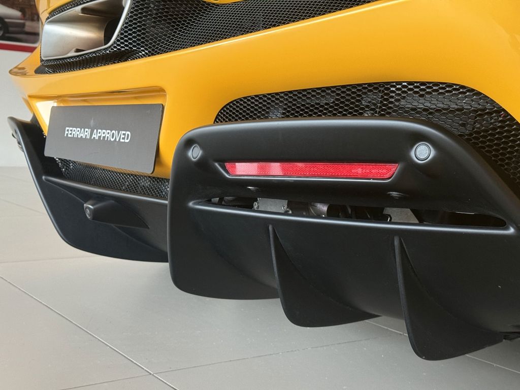 Ferrari 296 GTB 2023
