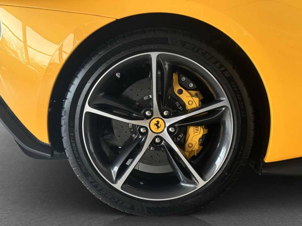 Ferrari 296 GTB 2023