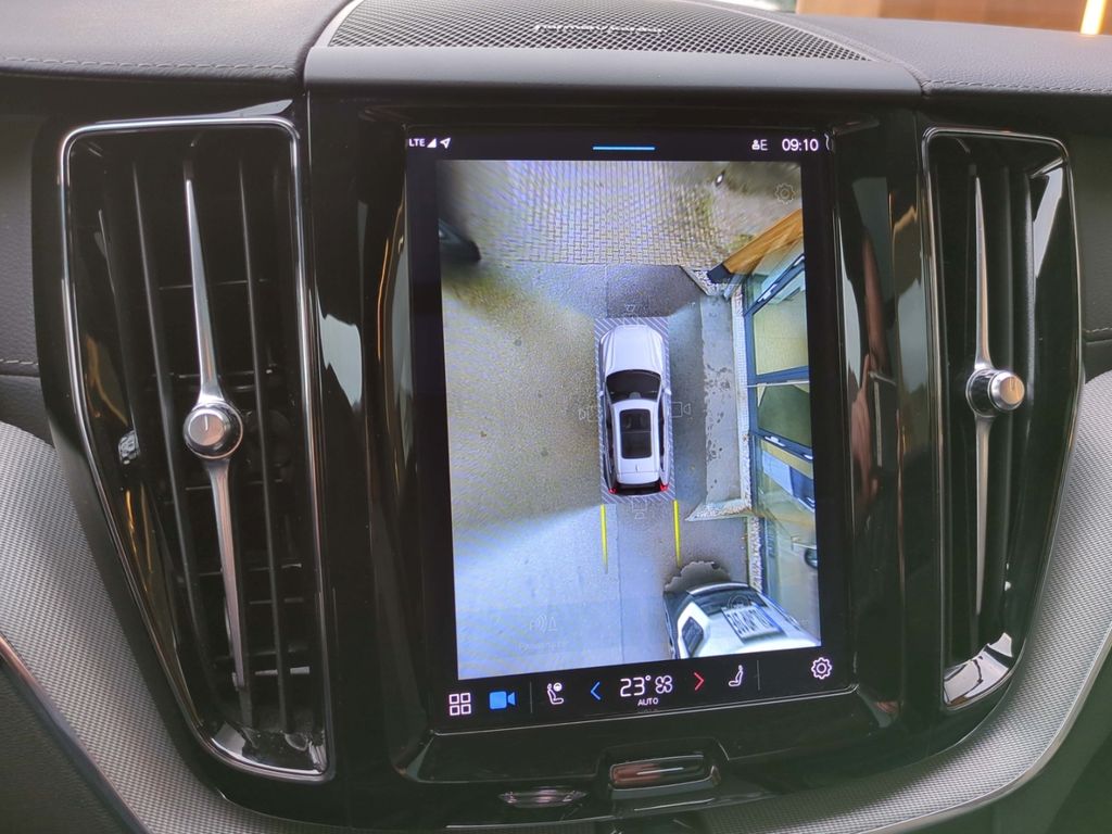 Volvo XC60 2022