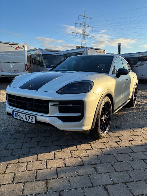 Porsche Cayenne 2025