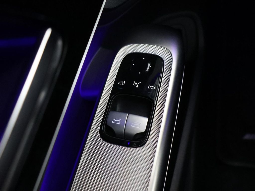 Mercedes-Benz CLE 200 2025