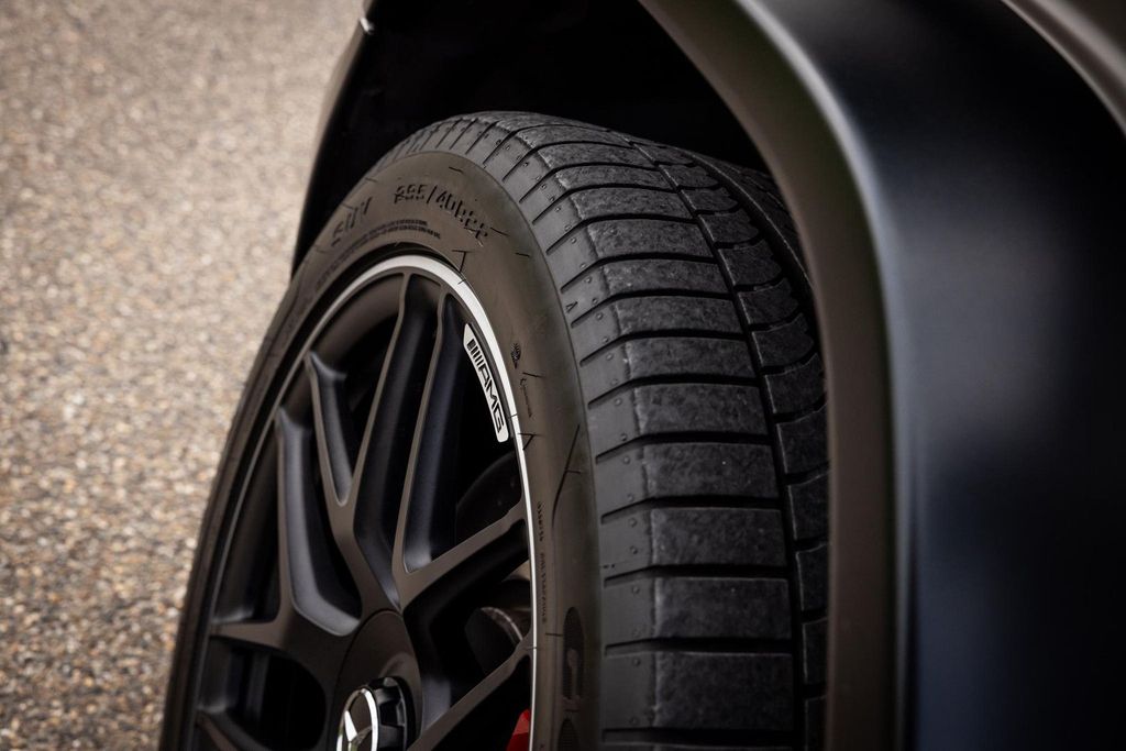 Mercedes-Benz G 63 AMG 2025