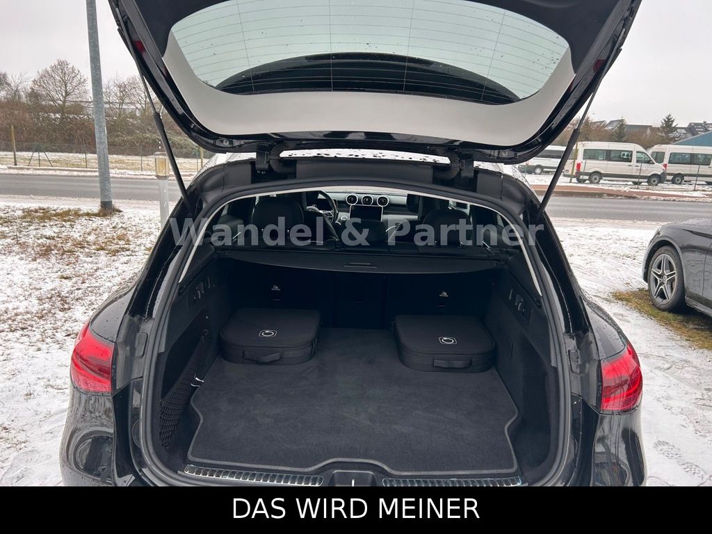 Mercedes-Benz GLC 300 2023