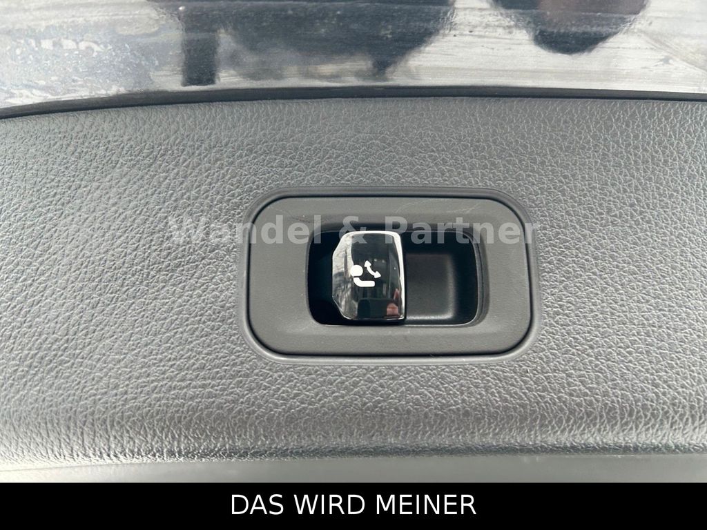 Mercedes-Benz GLC 300 2023