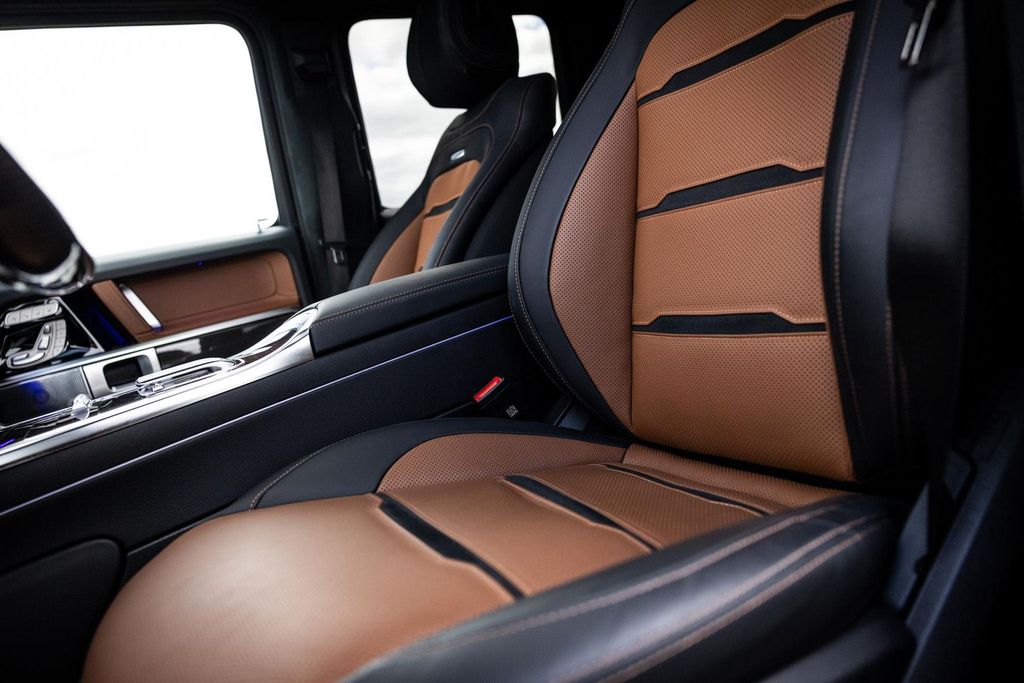 Mercedes-Benz G 63 AMG 2025