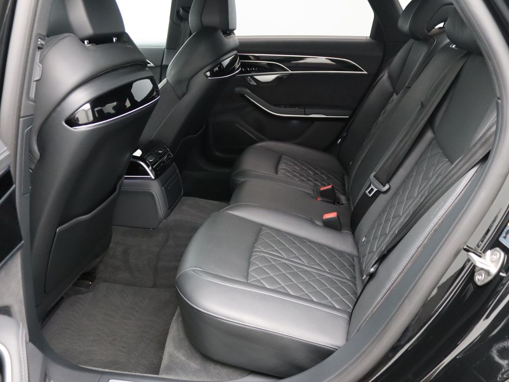 Audi A8 2022