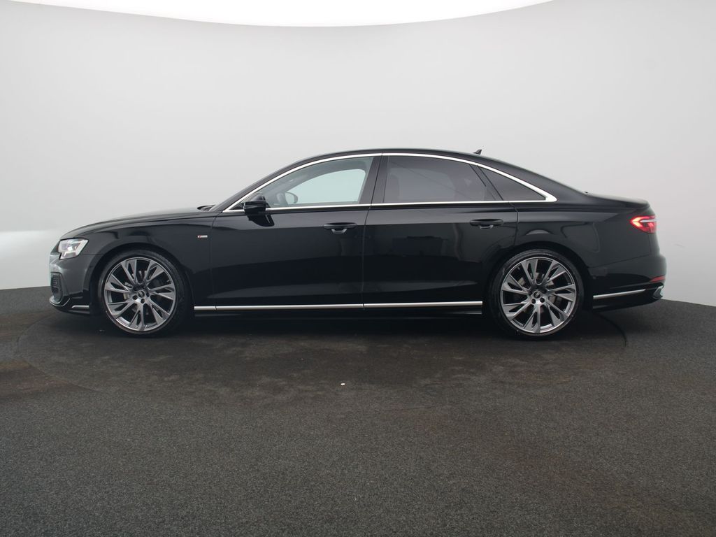 Audi A8 2022