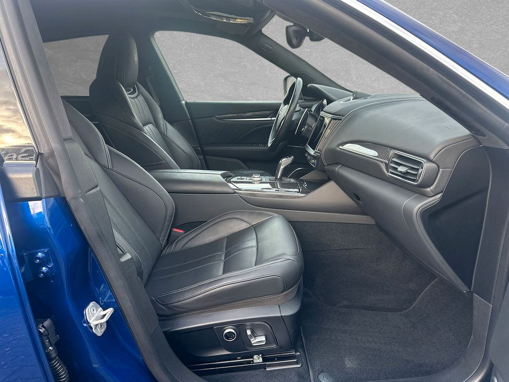 Maserati Levante 2022
