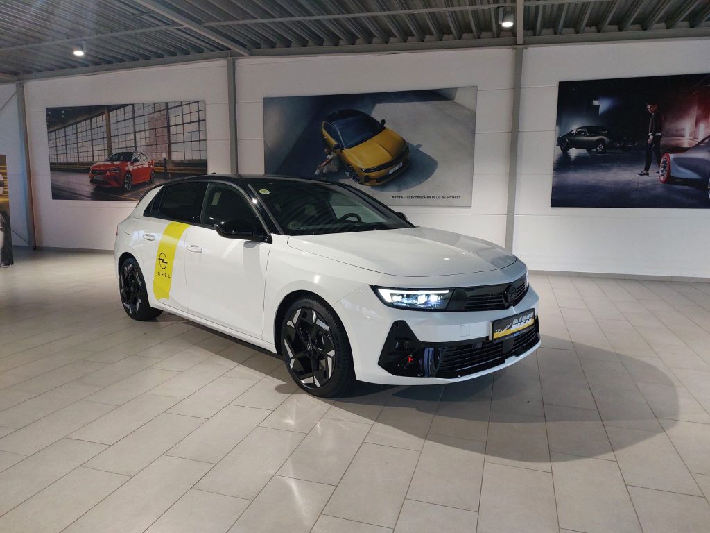 Opel Astra 2024