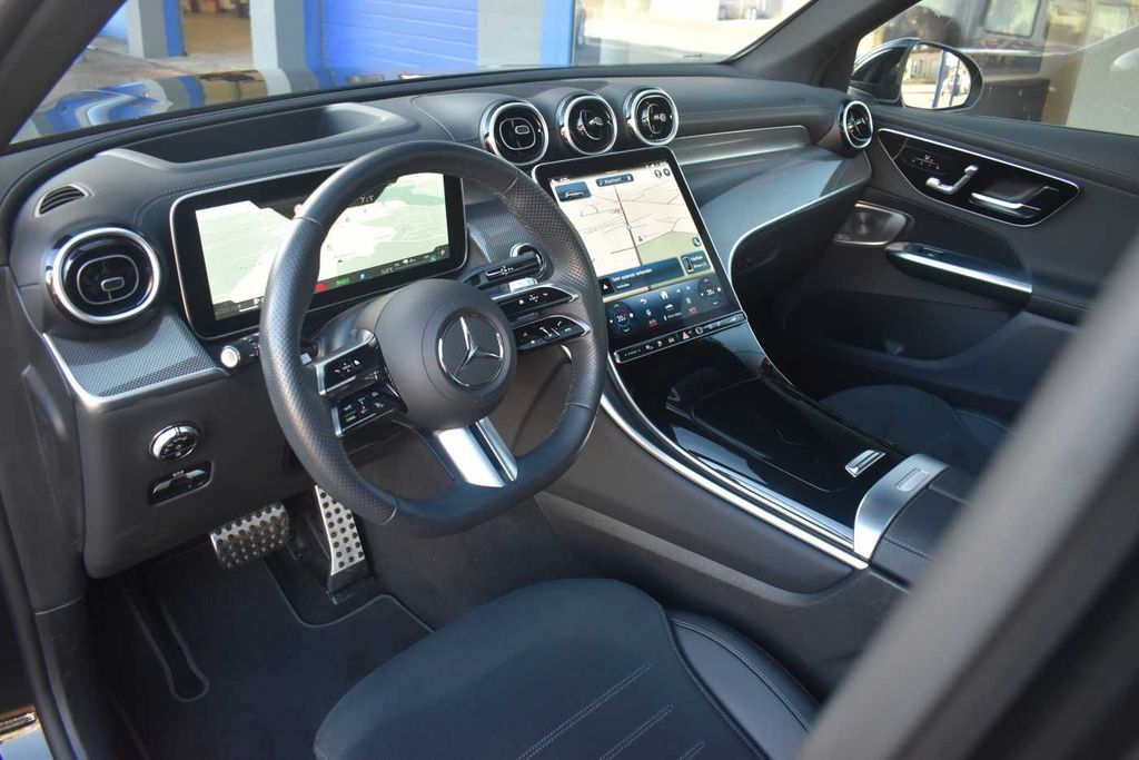 Mercedes-Benz GLC 300 2024