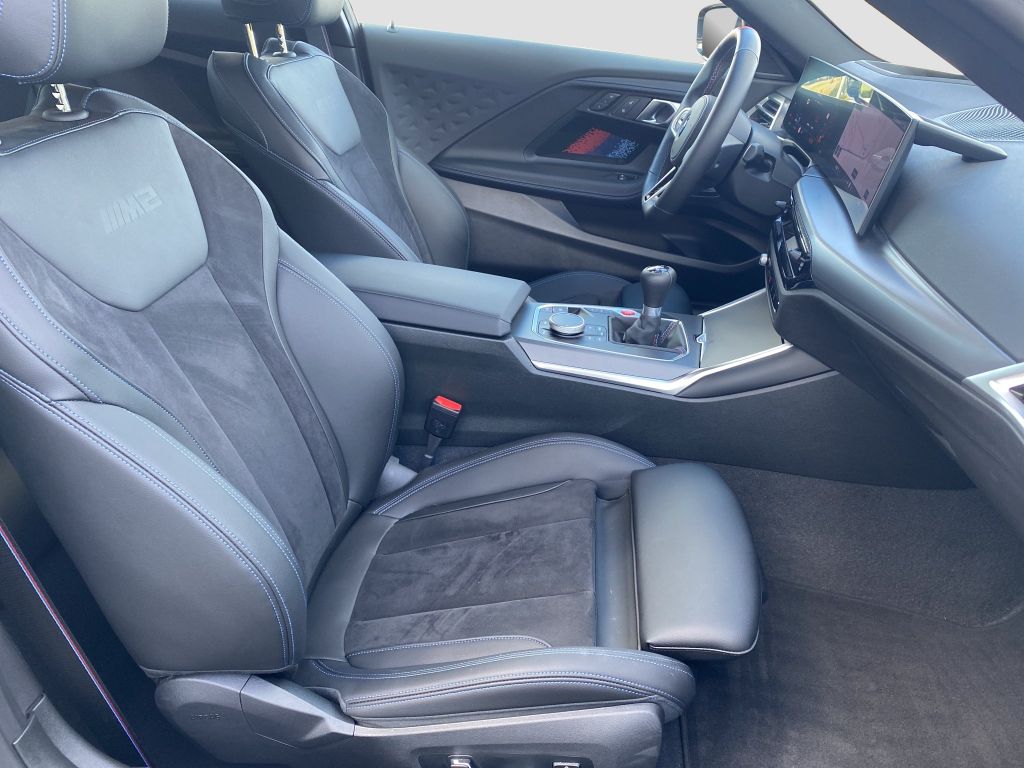 BMW M2 2025