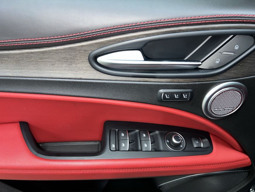 Alfa Romeo Stelvio 2020