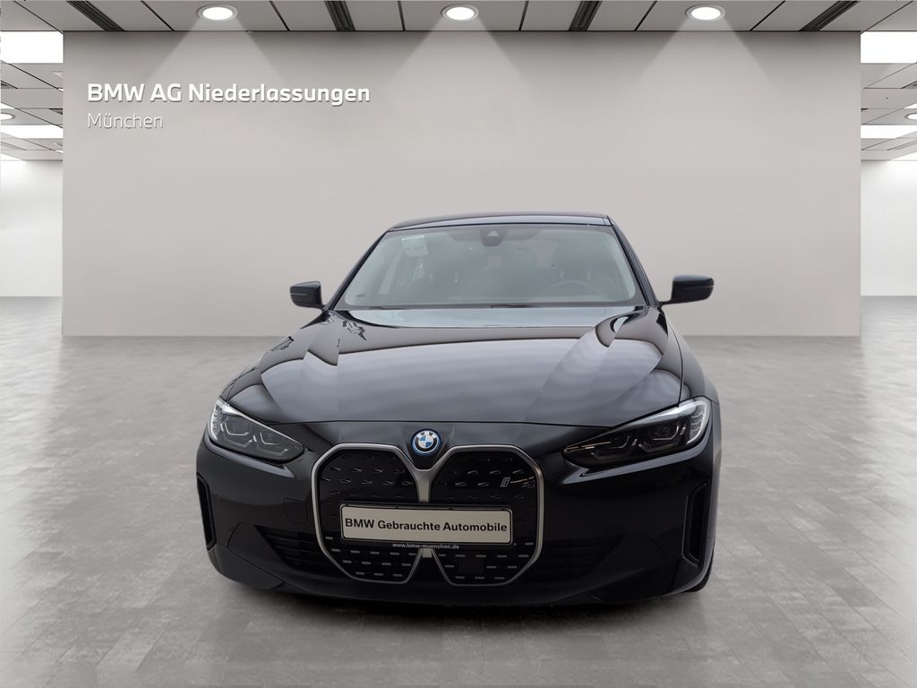 BMW i4 2023