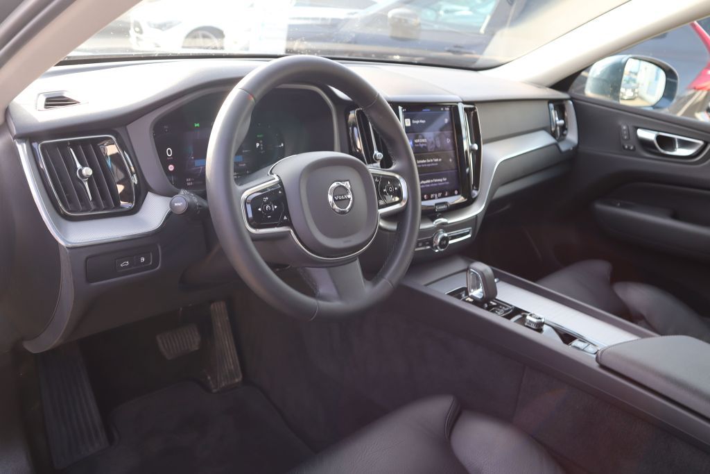 Volvo XC60 2022