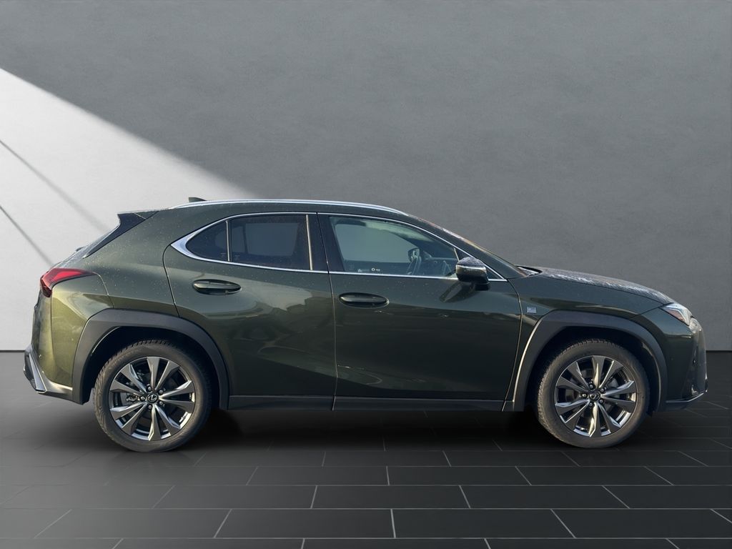Lexus UX 2023