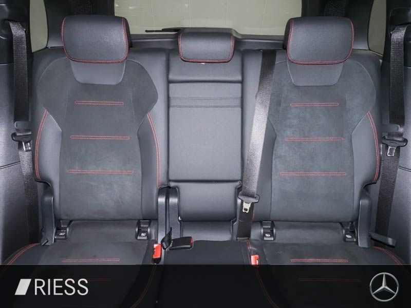 Mercedes-Benz EQB 2024