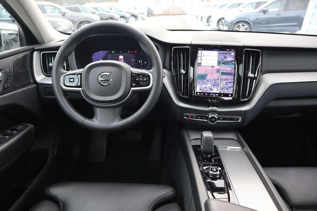 Volvo XC60 2022