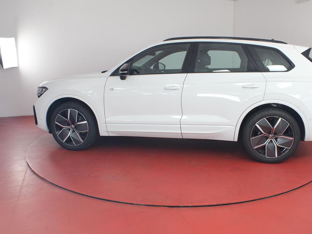 Volkswagen Touareg 2025